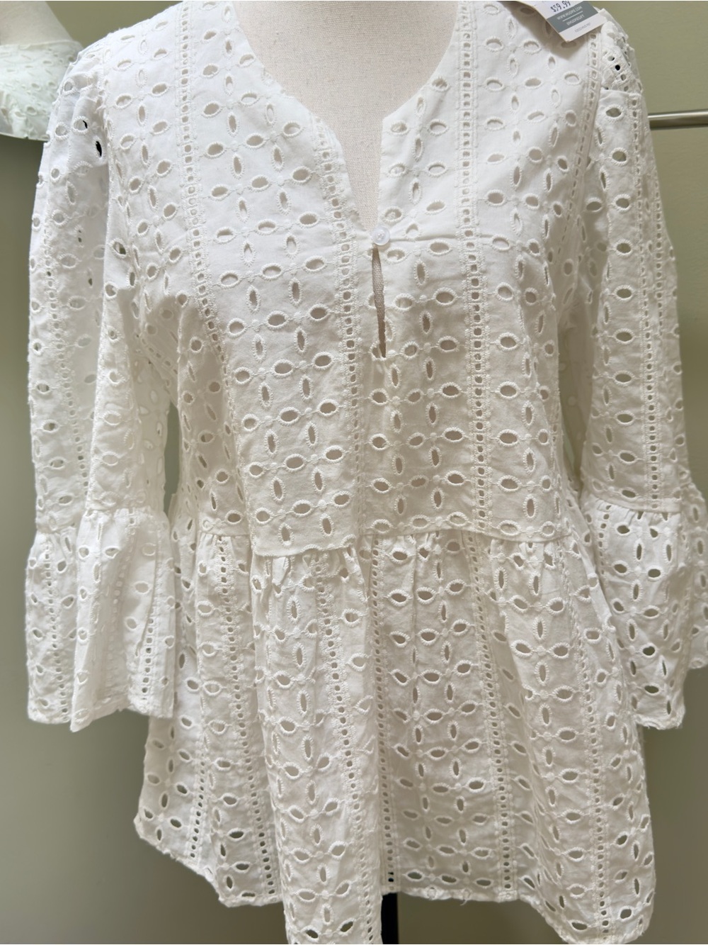 NWT, Mudpie White Eyelet Peasant Blouse, size S